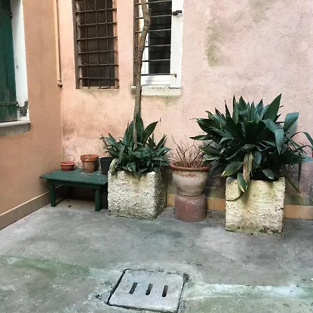 Ca ' San Samuele Apartament *